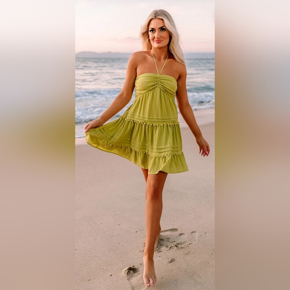 Mustard Seed Light Green "Meet For Drinks" Halter Mini Dress Size Medium - Picture 1 of 10